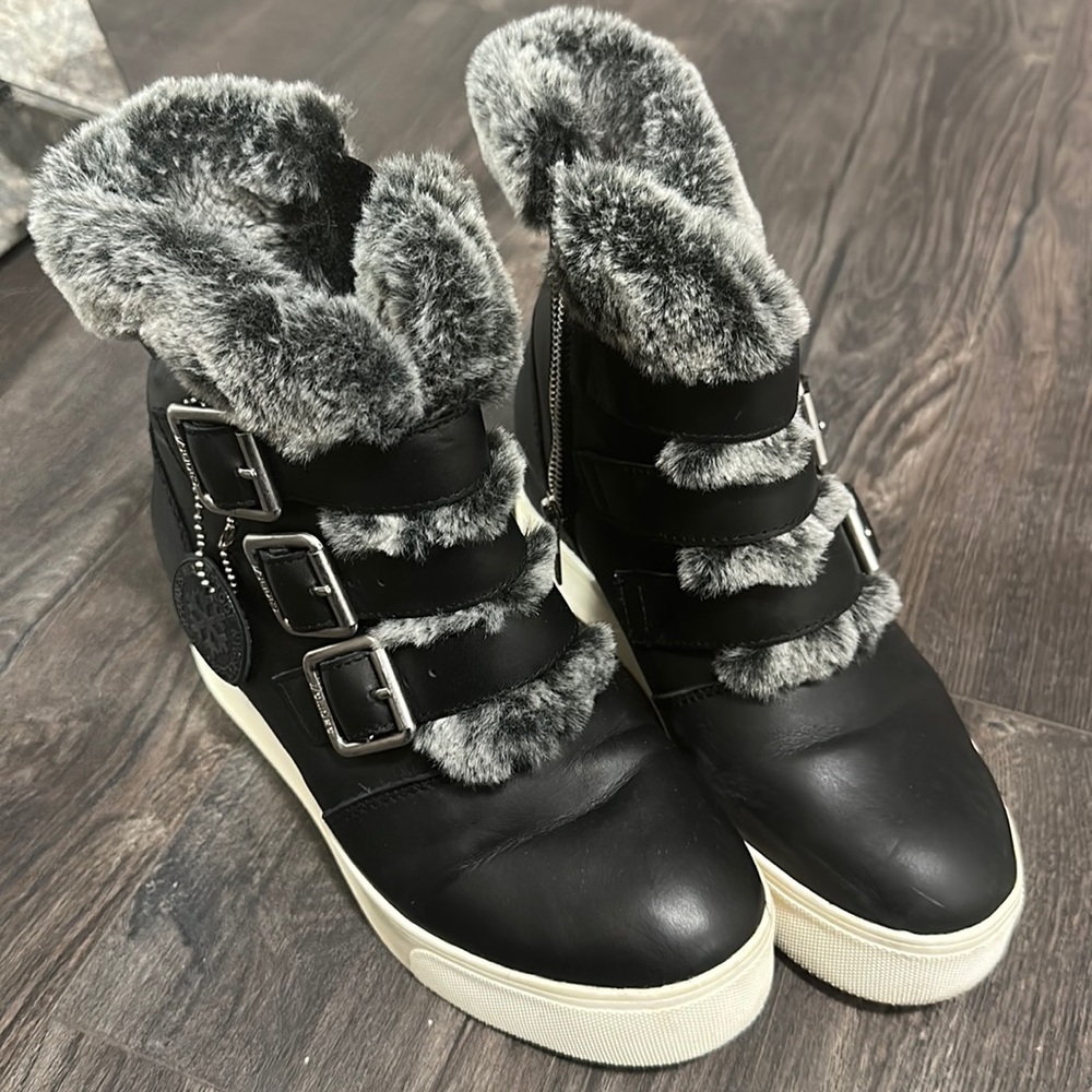 J Slides